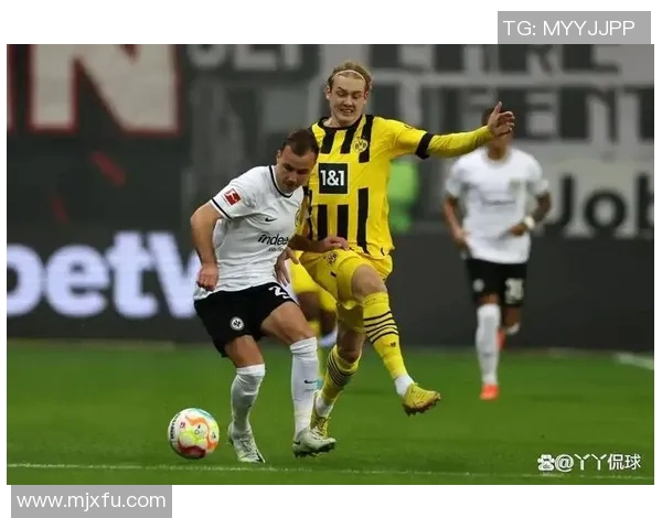 多特蒙德主场狂胜法兰克福,火力全开展现实力霸主地位 多特蒙德主场狂胜法兰克福,火力全开展现实力霸主地位