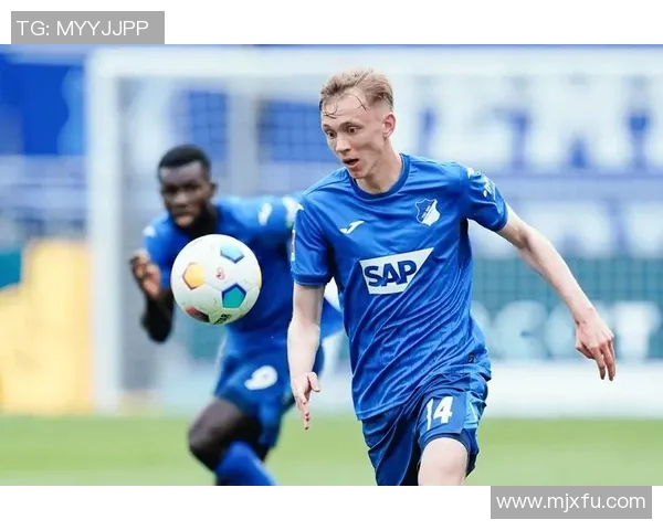 慕尼黑1860力挫法兰克福,再展德国足坛风采 慕尼黑1860力挫法兰克福,再展德国足坛风采