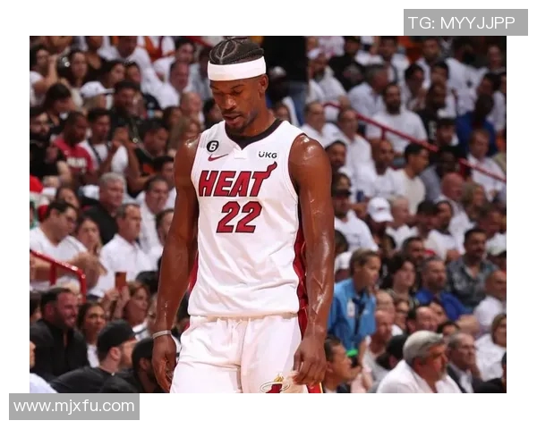 热火球员巴特勒怒怼前队友，称其不尊重教练团