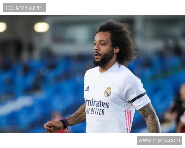 皇马重返巅峰！齐达内带队神奇反转，维拉利亚尔1-3完胜，卫冕冠军再现霸气